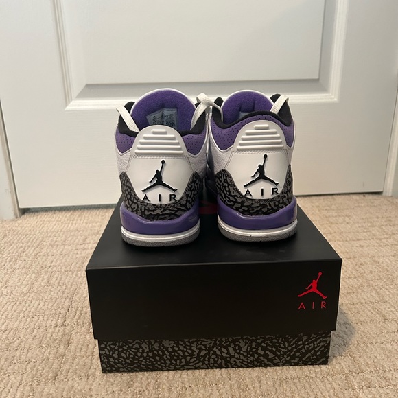 SOLD NIKE AIR JORDAN RETRO 3 Dark Iris - Picture 5 of 9